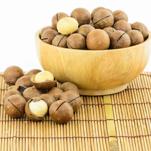 Macadamia Nuts: Health Benefits, Cracking Tips & Delicious Recipes